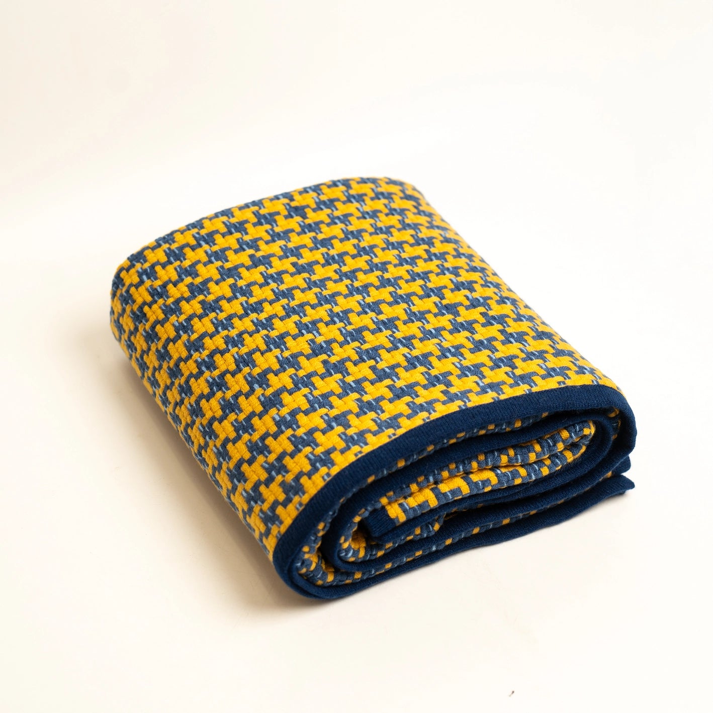 Cashmere Houndstooth Throw Blanket