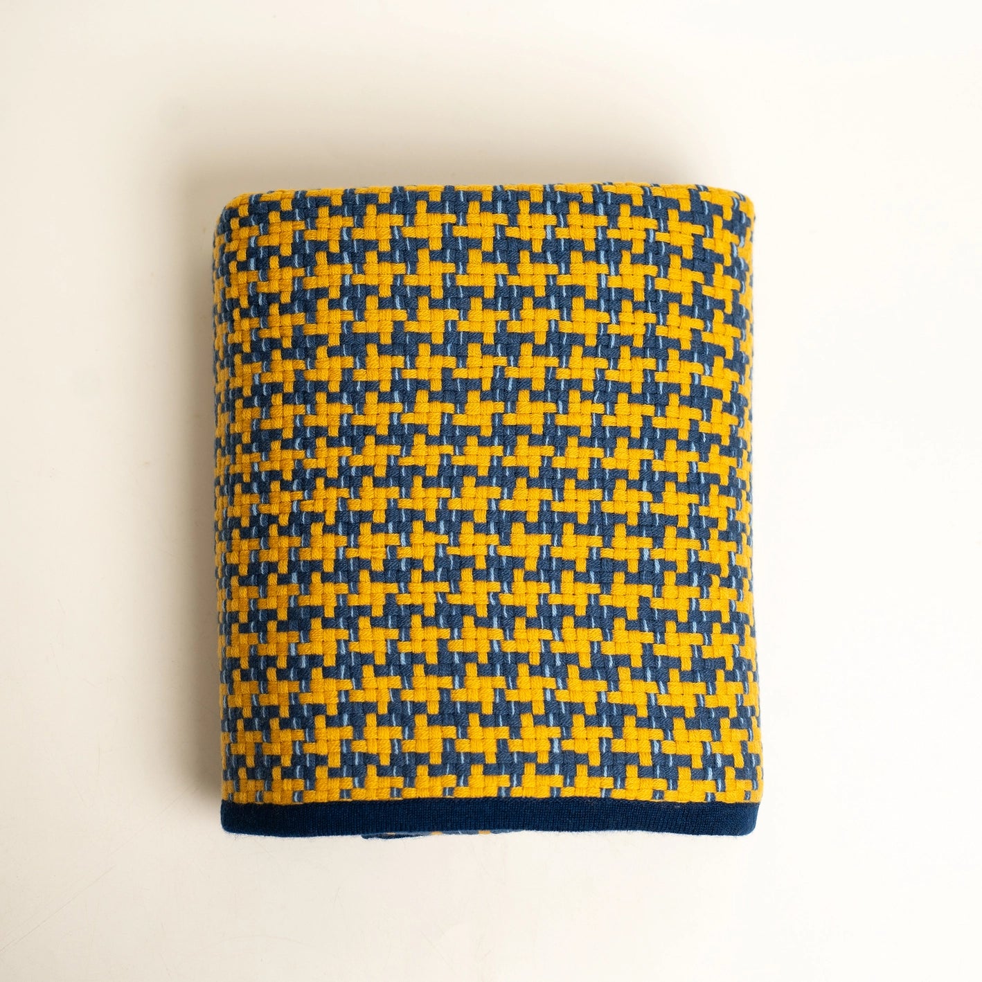 Cashmere Houndstooth Throw Blanket