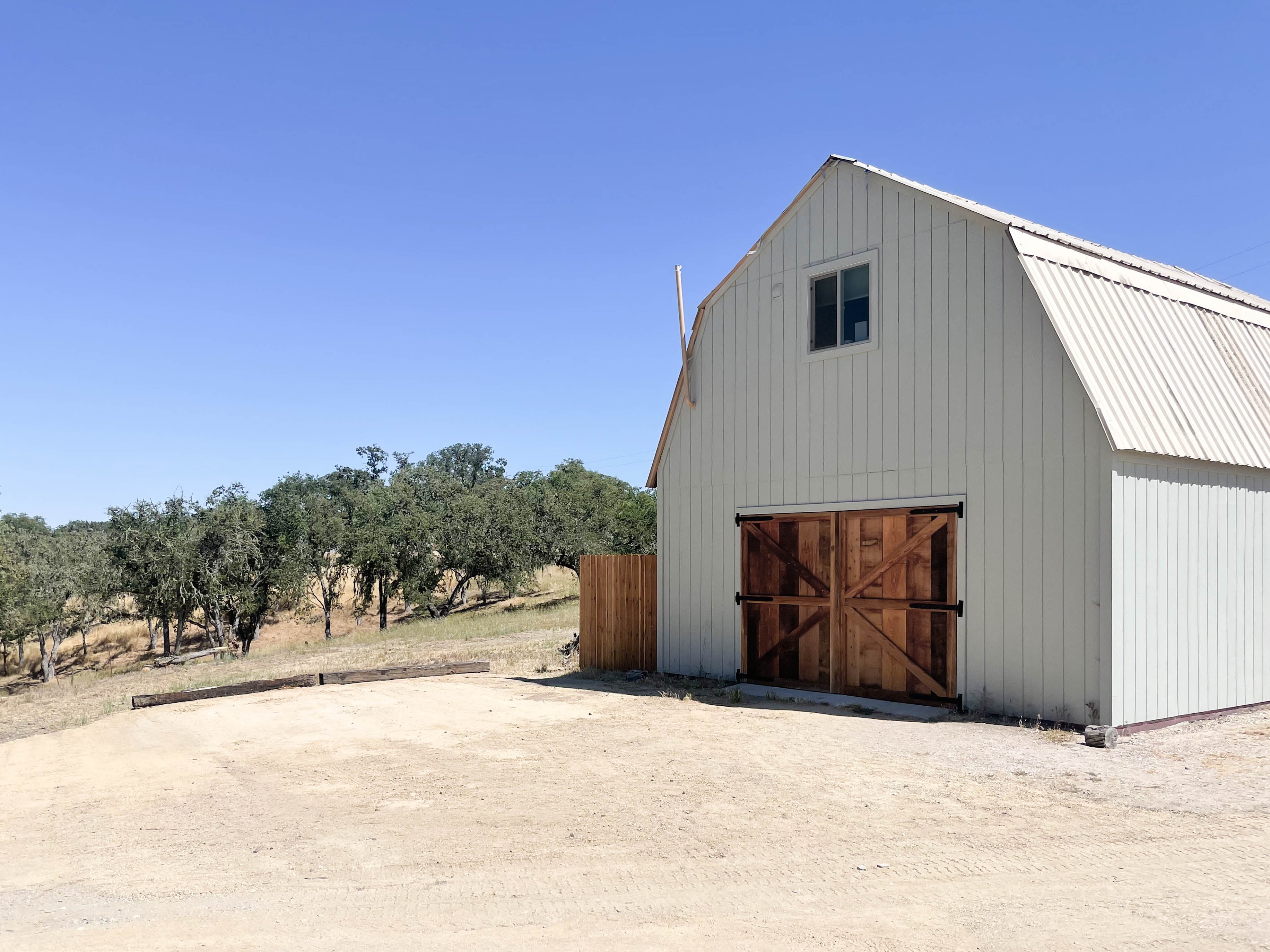 The barn at Campover Ranch in Paso Robles, California