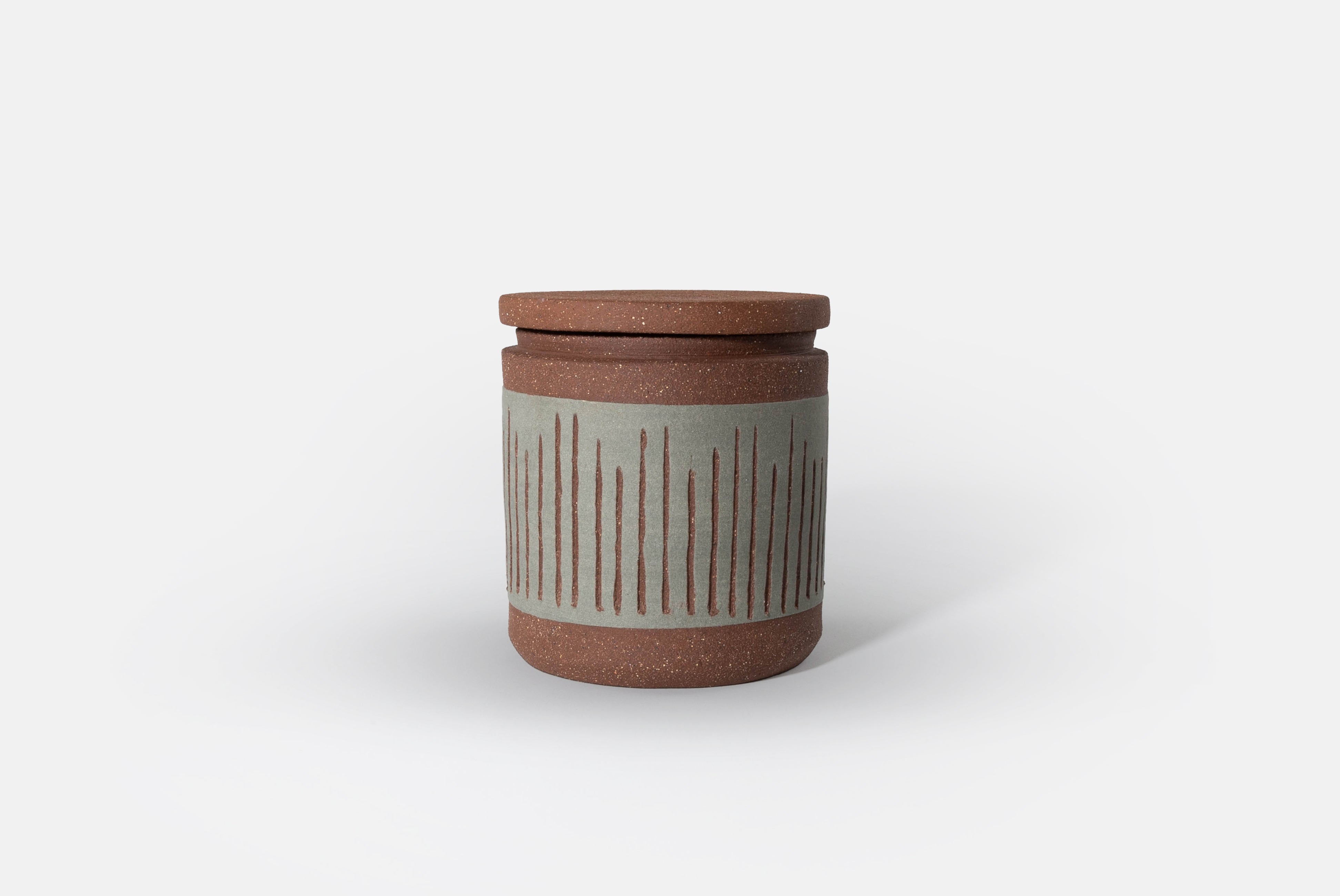 Ceramic Jar with Lid by Fred James Pottery shown with lid on, on white background