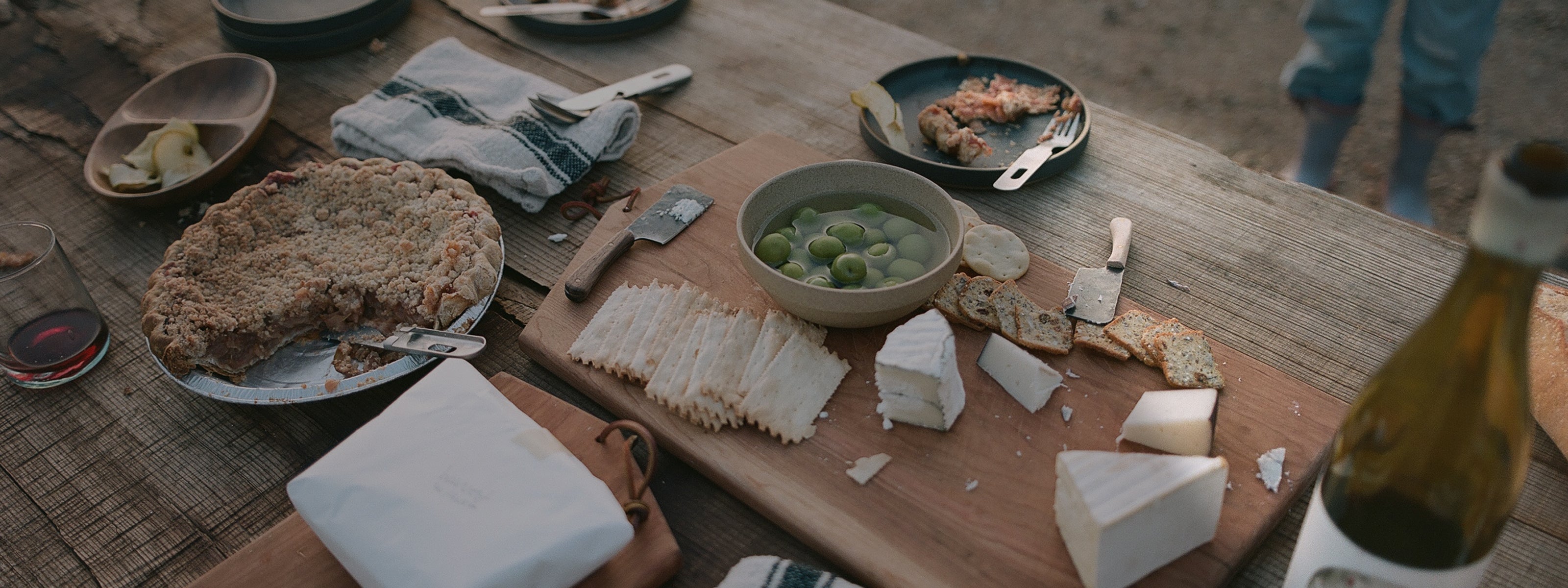 Picnic scene on table at Campover Ranch in Paso Robles, California