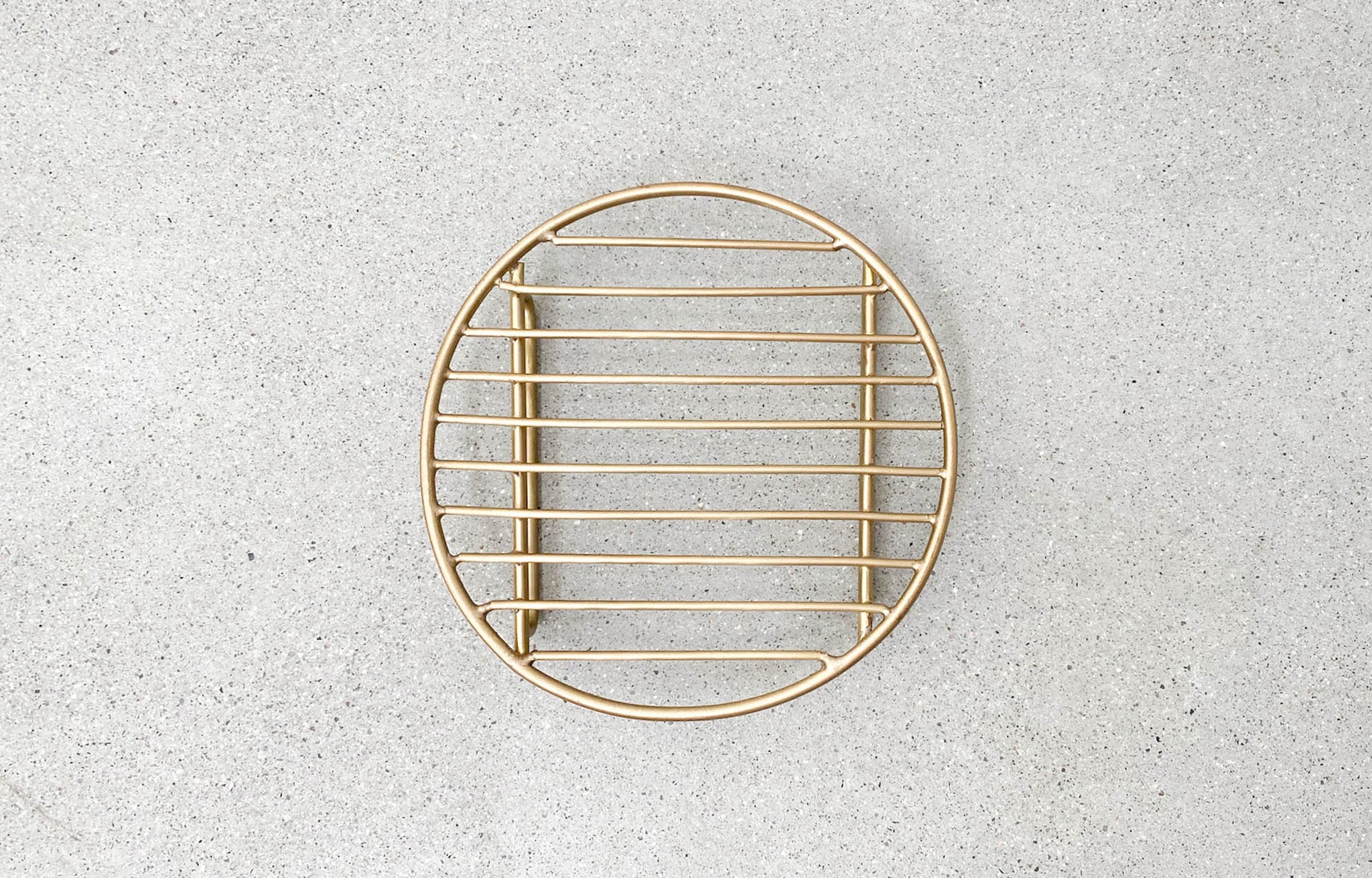 Brass Round Wire Rack | lifestyle