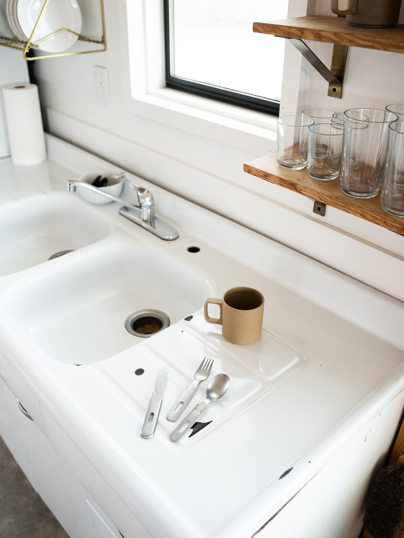 Interlocking Utensil Set shown in kitchen of Campover Cabin in Joshua Tree, CA with Hasami Mug | lifestyle