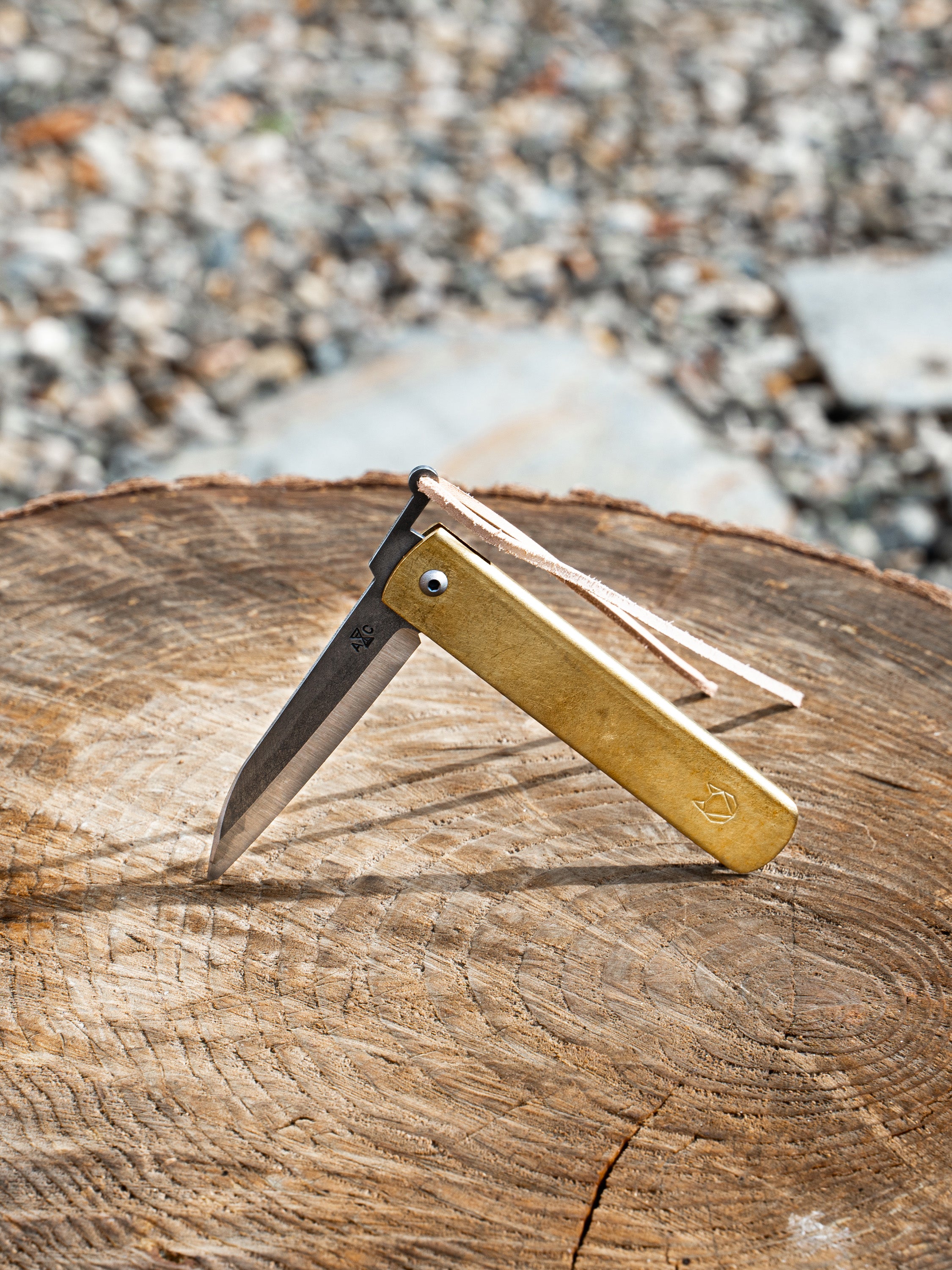 Urban Husky Friction Folding Knife | lifestyle