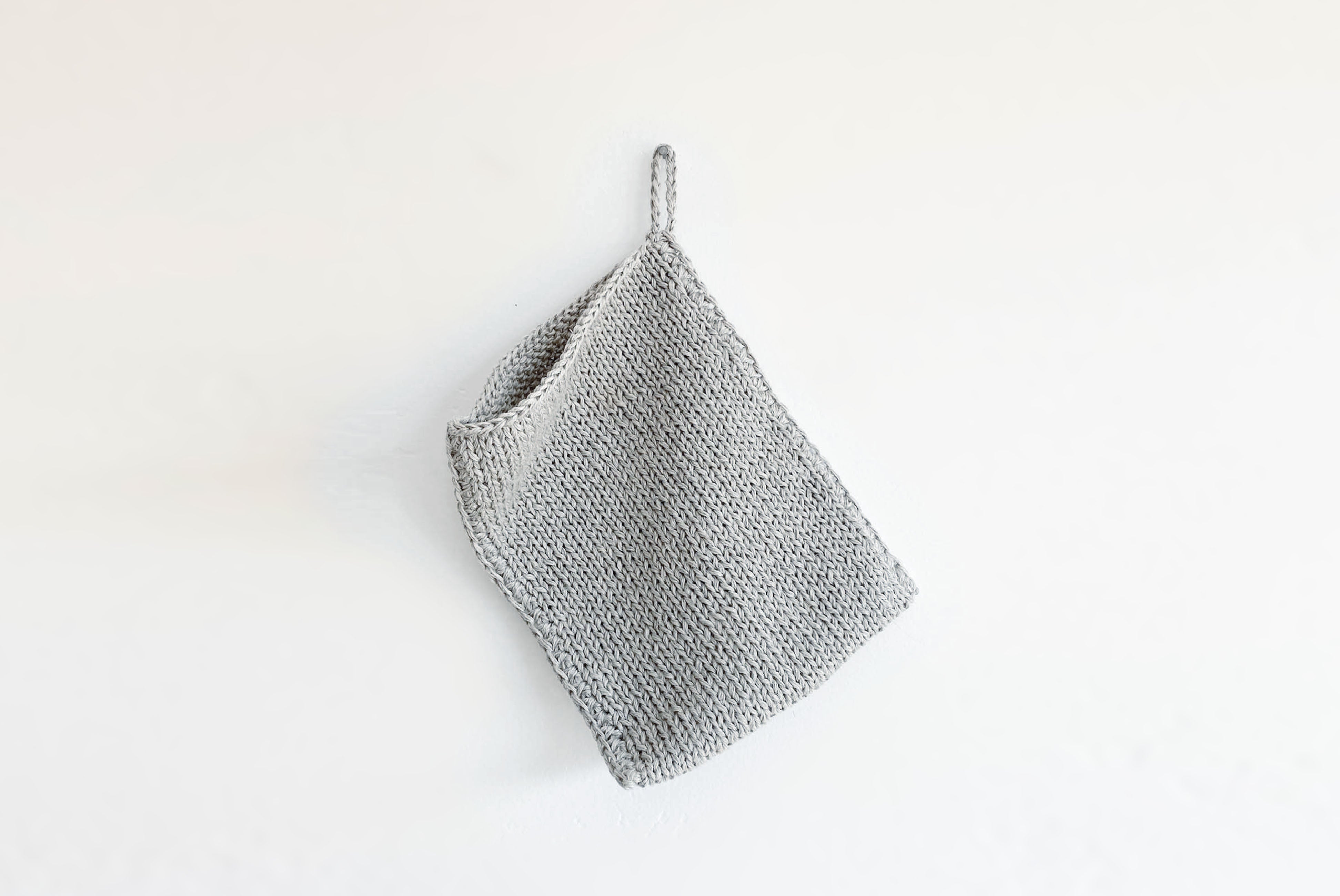 Linen Bath Mitten | product detail