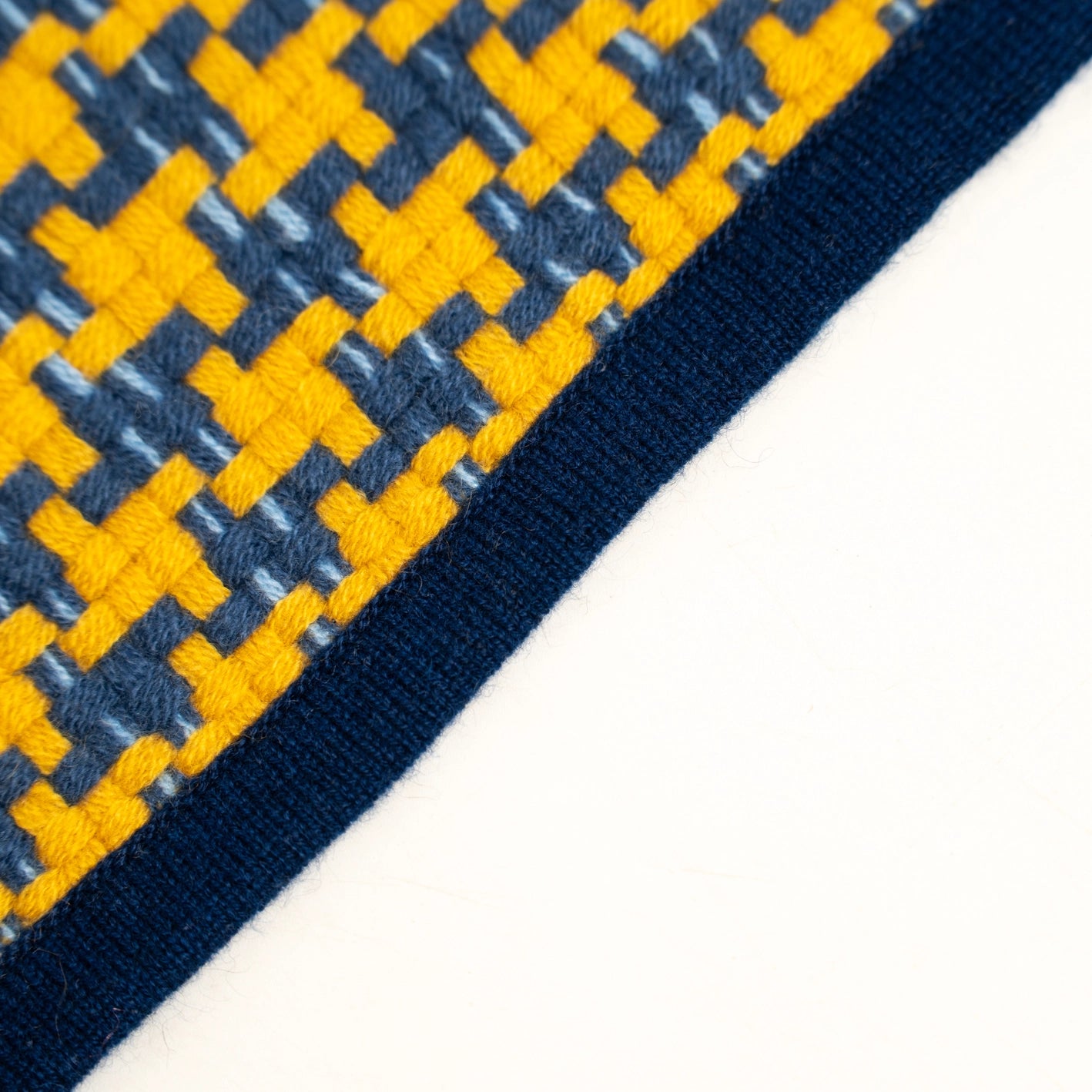 Cashmere Houndstooth Throw Blanket