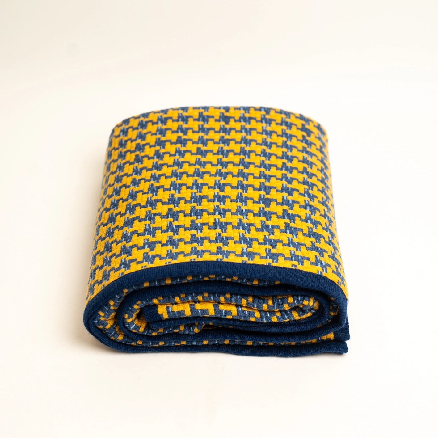 Cashmere Houndstooth Throw Blanket