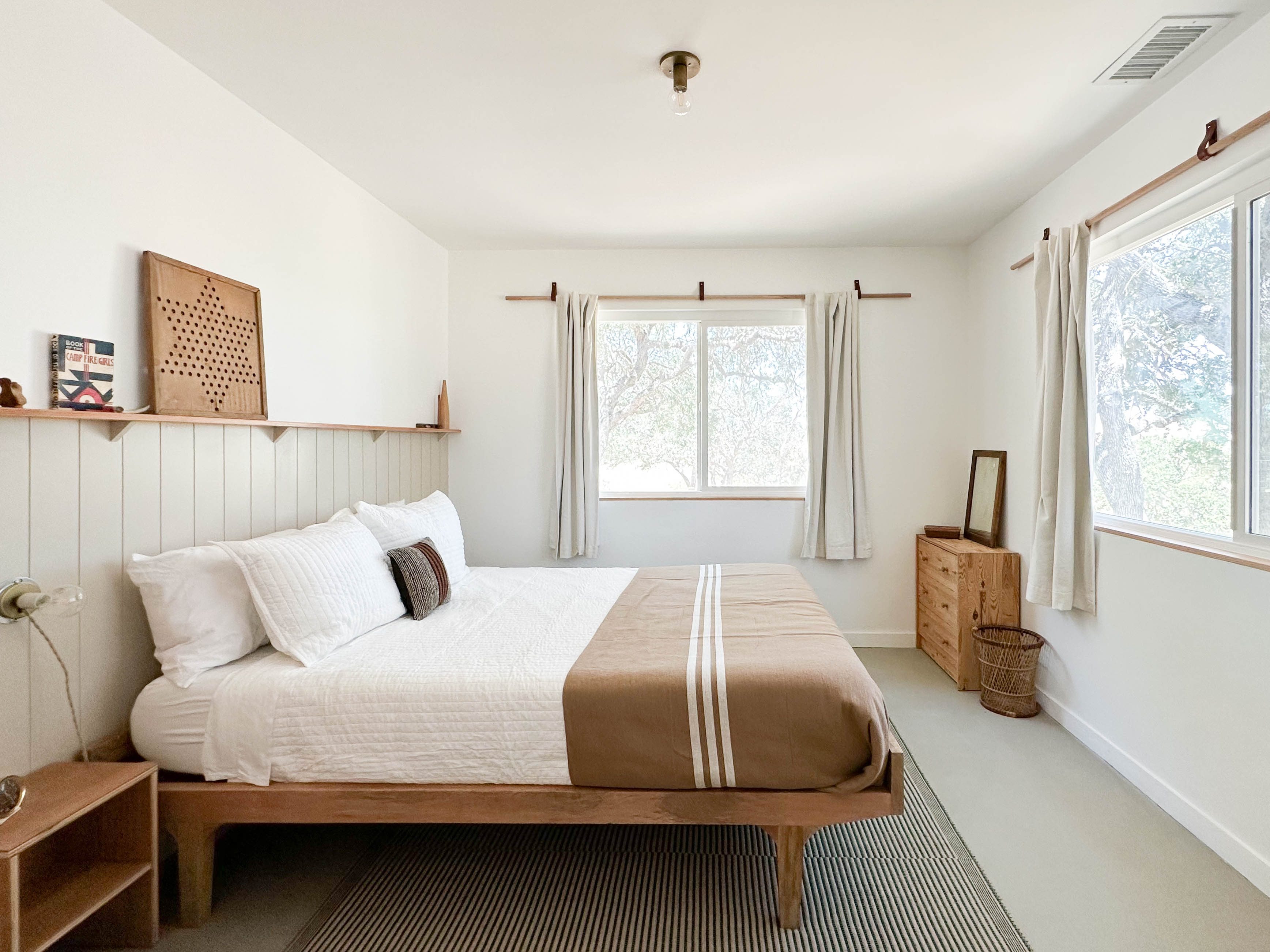 The back bedroom at the Campover Ranch in Paso Robles, California